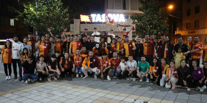 Amasya’da Galatasaray’ın şampiyonluğu coşkuyla kutlandı