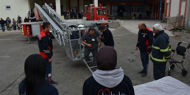 Amasya’da hastanedeki tatbikat gerçeğini aratmadı