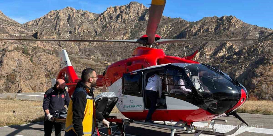 Ambulans helikopter 70 yaşındaki hasta için havalandı