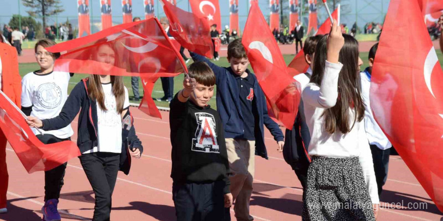 Anadolu Kadınları’nın gösterisi 29 Ekim’e damga vurdu