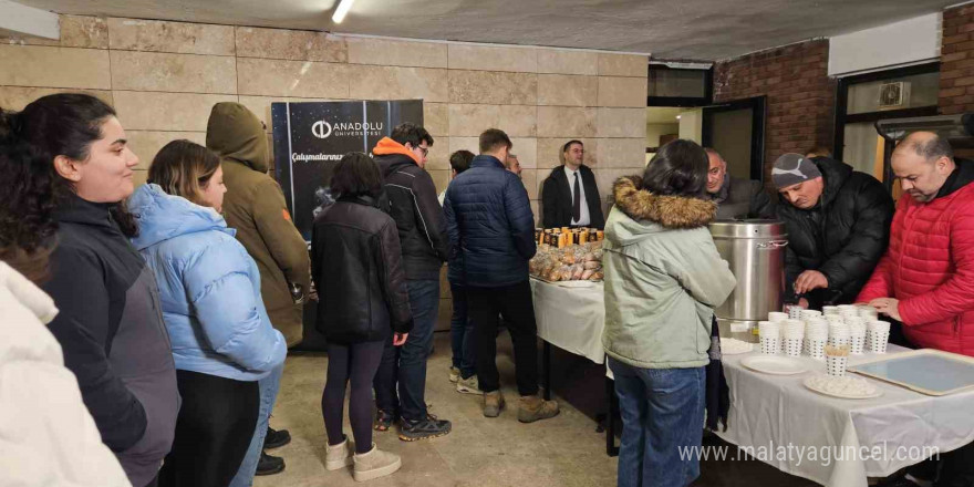 Anadolu Üniversitesi’nden öğrencilere sıcak destek