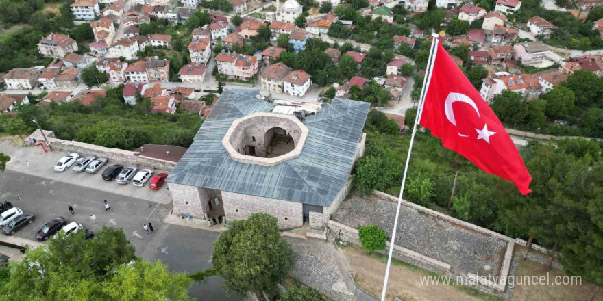 Anadolu’nun ilk medresesi Yağbasan, yüzyıllara meydan okuyor