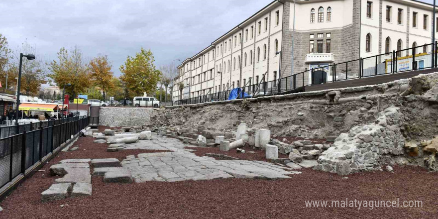 Ankara Büyükşehir Roma Uygarlık Döneminin önemli bir mirasını daha ayağa kaldırıyor