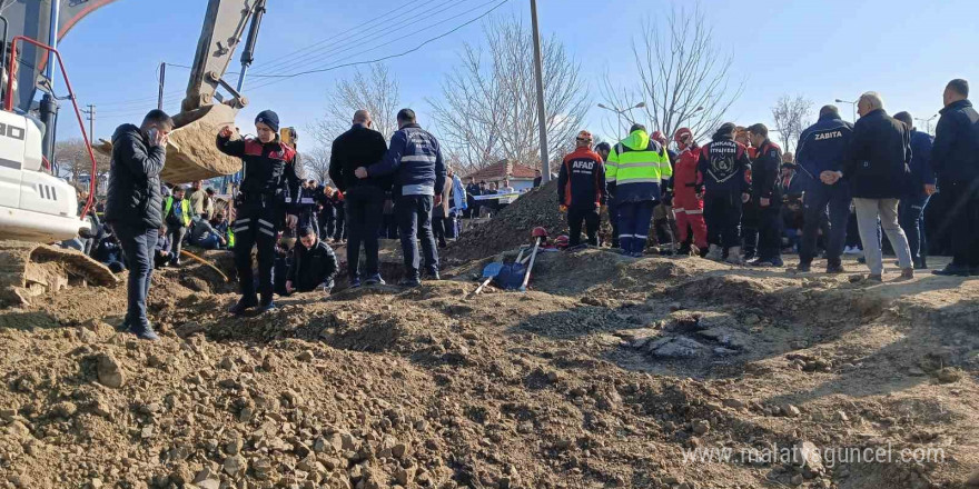 Ankara’da göçük altında kalan iki işçi hayatını kaybetti