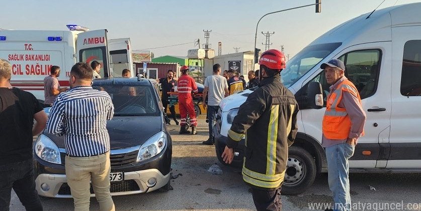 Antakya’da trafik kazası: 5 yaralı