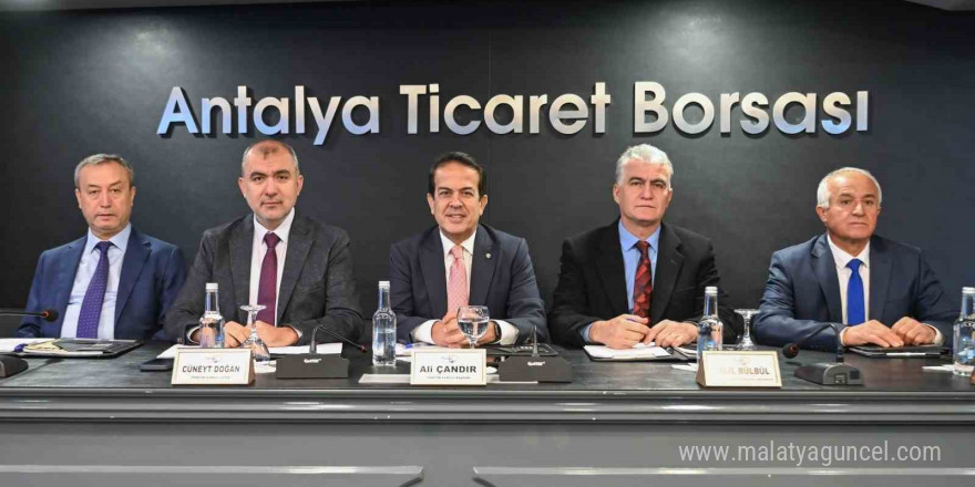 Antalya Ticaret Borsası yılın son meclisini gerçekleştirdi