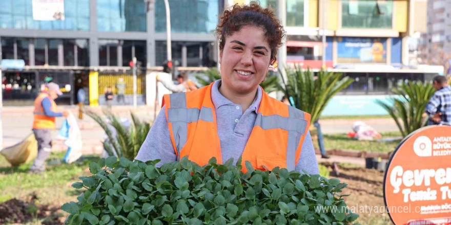 Antalya yaz kış rengarenk