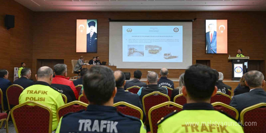 Antalya’da kış trafik tedbirleri toplantısı gerçekleştirildi