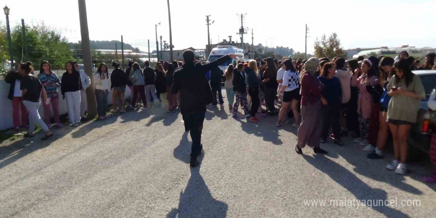 Antalya’da kız öğrenci yurdunda korkutan yangın