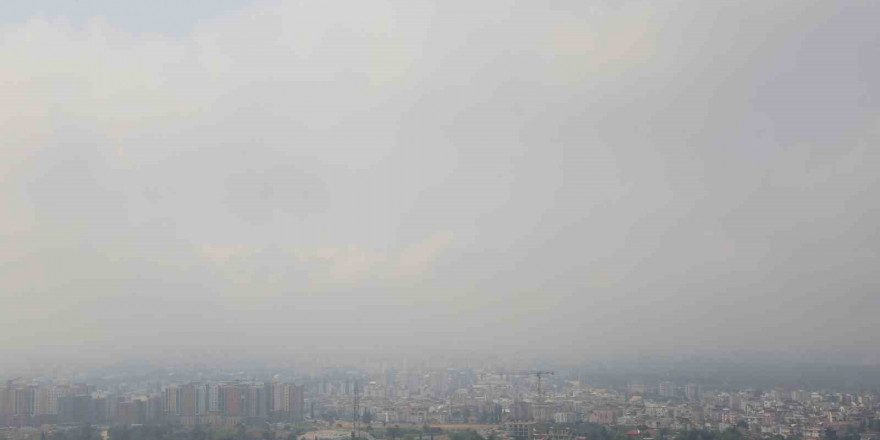 Antalya’da yoğun sis sabah saatlerinde görüş mesafesini 600 metreye kadar düşürdü