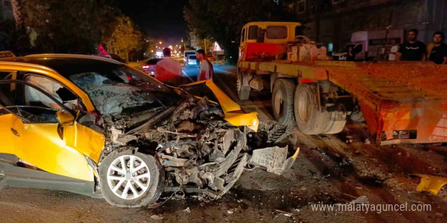 Antalya’da zincirleme kaza: 1 yaralı