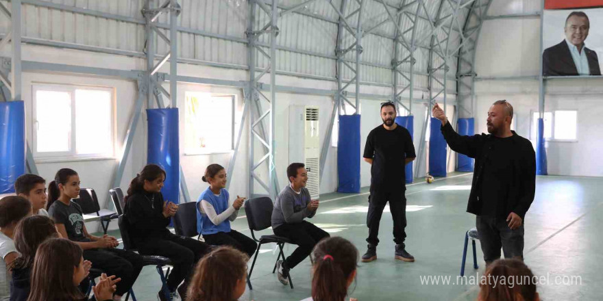 Antalyalı öğrenciler ara tatillerini Bilim Köyü’nde geçiriyor