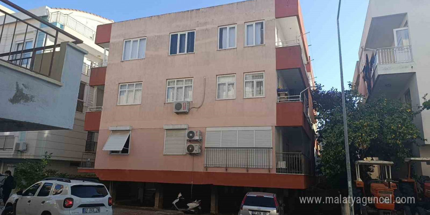 Apartman merdiveninde kalp krizi geçirip hayatını kaybetti