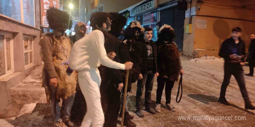 Ardahan’ın asırlık geleneği yılbaşında tekrar yaşatıldı