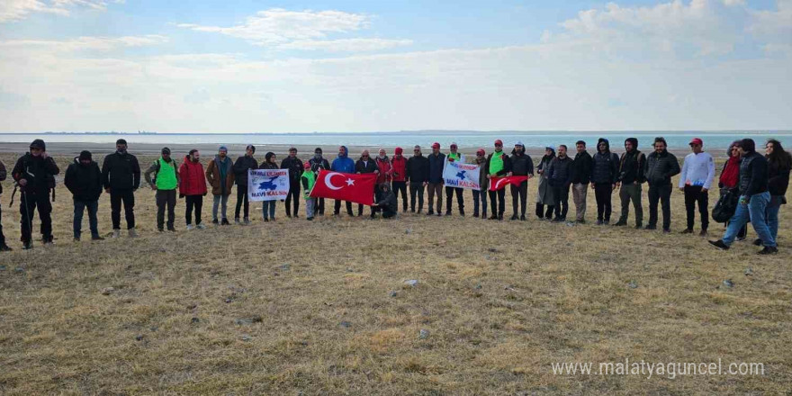 Arin Gölü’nde su seviyesi her geçen gün biraz daha düşüyor