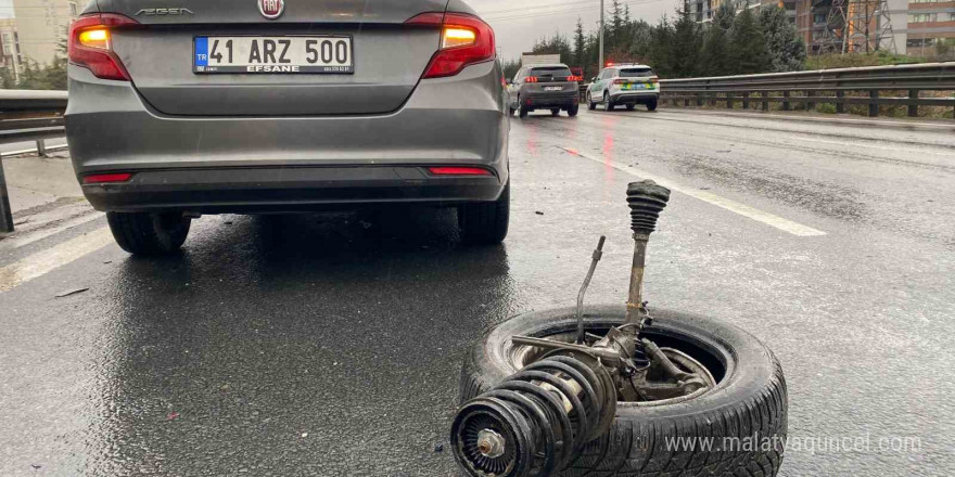 Arızalanan otomobil zincirleme kazaya sebep oldu: 1 yaralı