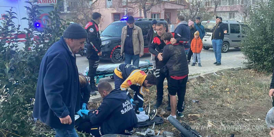 Arkadaşıyla kaza yaralandı, polise sarılıp gözyaşı döktü