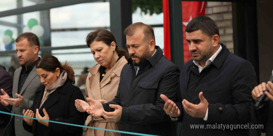 Arnavutköy’de yerli kahve markası ‘Arnavutköy Kahvecisi’ hizmete açıldı