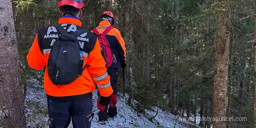 Artvin’de kayıp işçiyi arama çalışmaları sürüyor