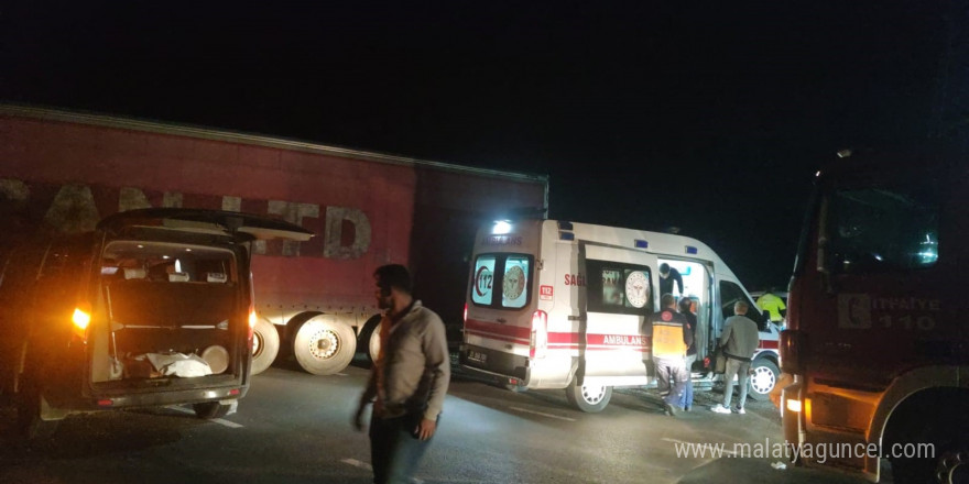 Aşkale’de trafik kazası: 4 yaralı