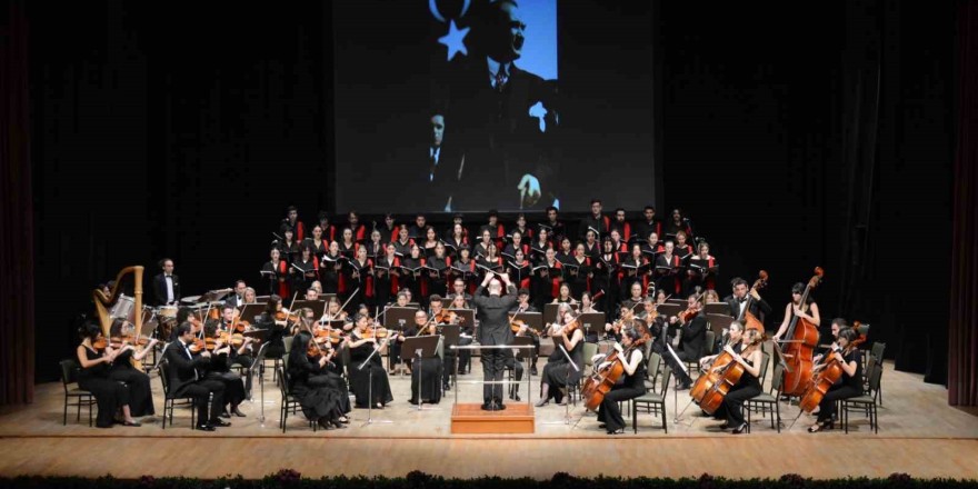 ASO ve Gençlik Korosu, Ulu Önderi konserle andı