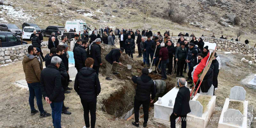 Asuri-Süryani kanaat önderi son yolculuğuna uğurlandı