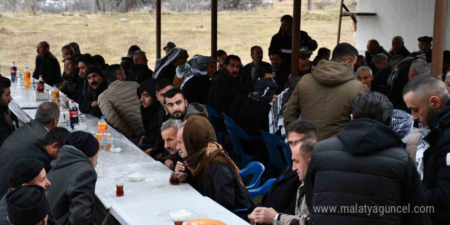 Asuri-Süryani kanaat önderi son yolculuğuna uğurlandı