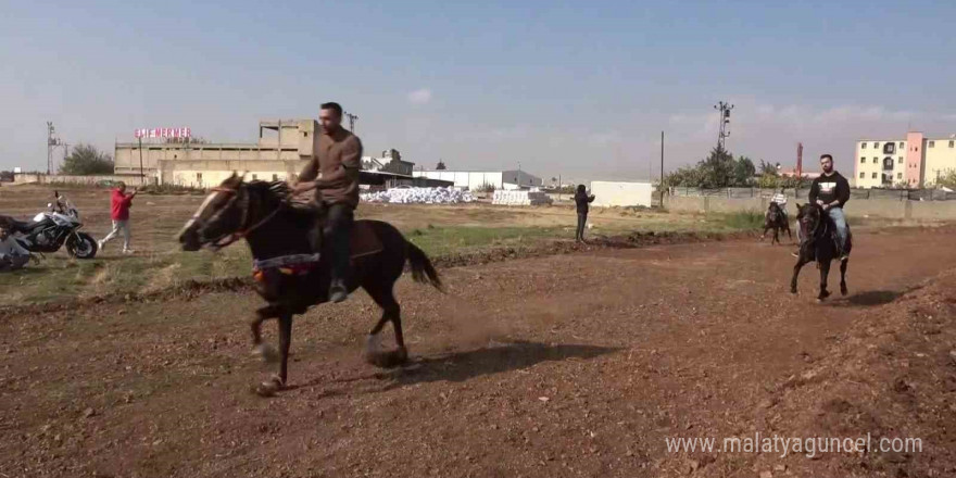 At sevdalıları Adıyaman’da bir araya geldi