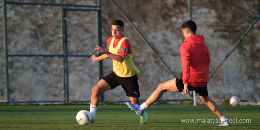 Atakaş Hatayspor, Çaykur Rizespor maçı hazırlıklarına başladı