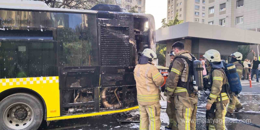 Ataşehir’de İETT otobüsü alev alev yandı, faciadan dönüldü