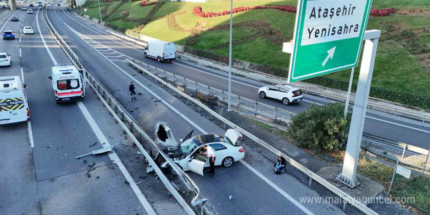 Ataşehir’de kontrolden çıkan otomobil refüje çarptı: 1 yaralı