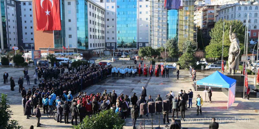 Atatürk Rize’de törenle anıldı