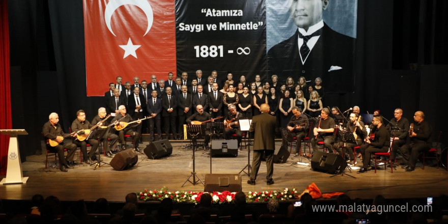 Atatürk sevdiği türkülerle Aydın’da anıldı