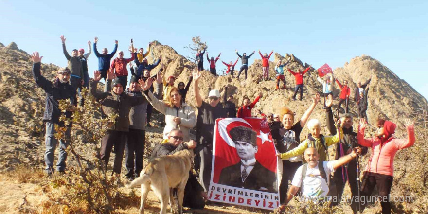 Atatürk’ü zirvede andılar