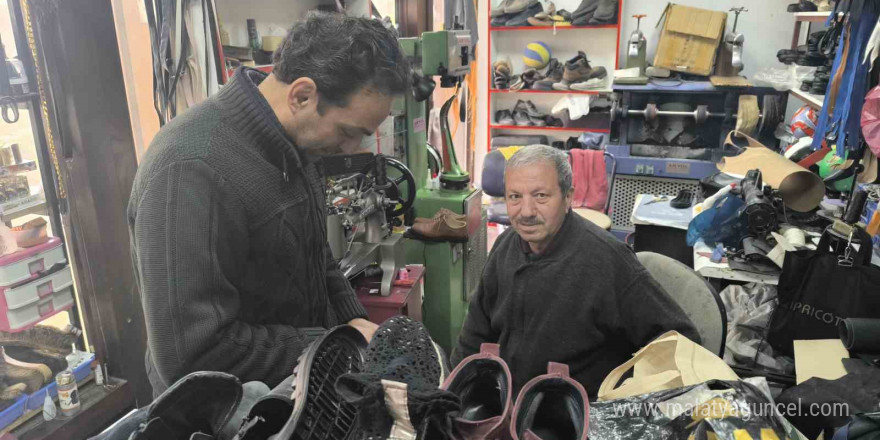 Ayakkabı tamircisi oğlundan başka çırak çıkaramadı