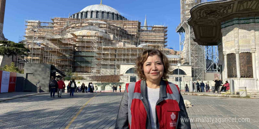 Ayasofya’da dev iskele kuruldu: Bin 500 yıllık cami niteliksiz sıvalardan arındırılacak