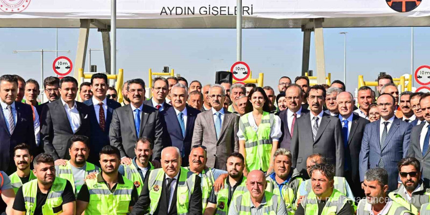 Aydın-Denizli Otoyolundan 3 günde 22 bin araç geçti