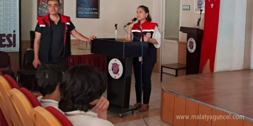 Aydın Fen Lisesi öğrencileri gıda hijyeni konusunda bilgilendirildi