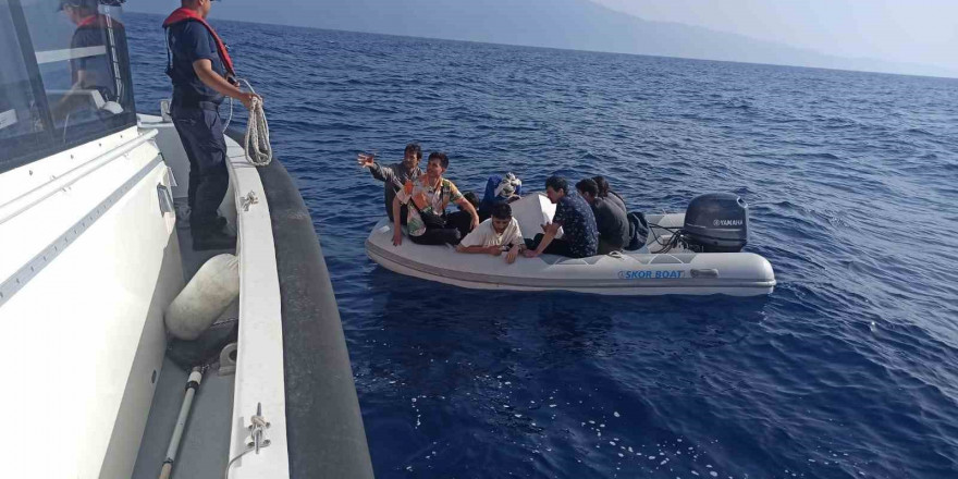Aydın’da 8 düzensiz göçmen kurtarıldı