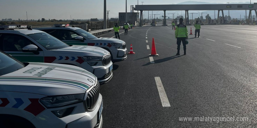 Aydın’da 8 düzensiz göçmen yakalandı