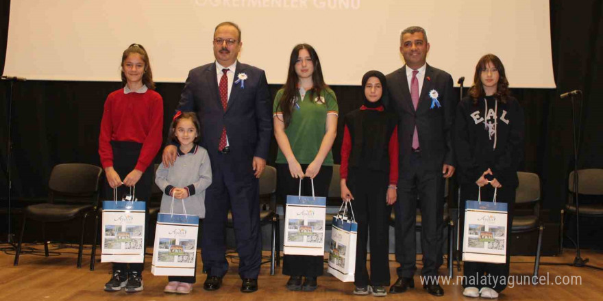 Aydın’da göreve yeni başlayan 14 öğretmen yemin etti