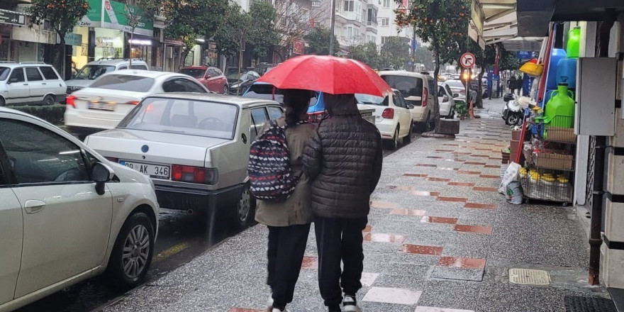 Aydın’da yağışlı hava etkili oluyor