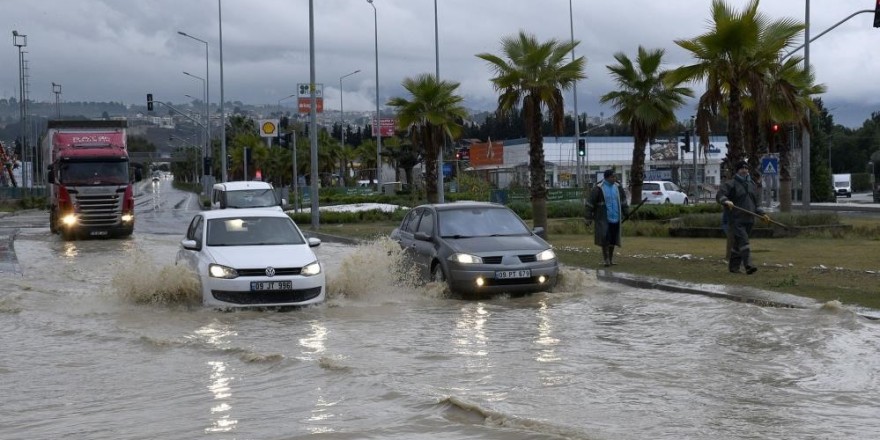 Aydın’ın kıyı ilçelerine sağanak yağış uyarısı