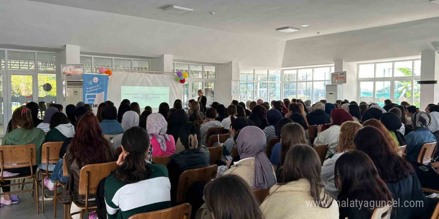 Aydınlı gençler geleceğe hazırlanıyor