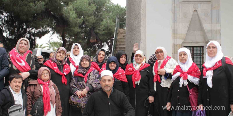 Aydınlı umreciler kutsal topraklara uğurlandı