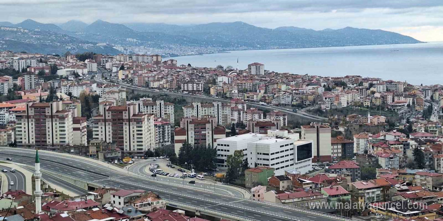 Ayhan Taflan: 'Arap turistler Trabzon’da önceki yıllarda aldığı konutlarını satmaya başladı'