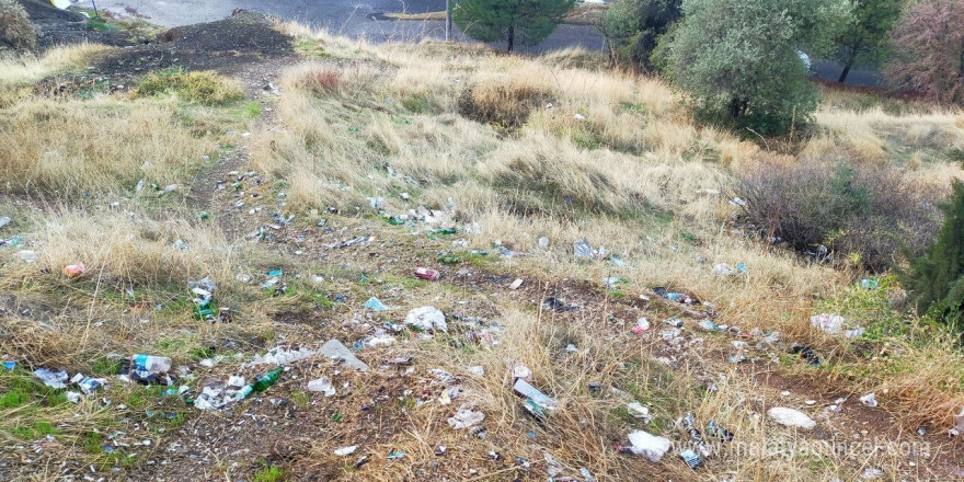 Aytepe Varyantı gelişigüzel atılan çöpler nedeniyle çöplüğe döndü