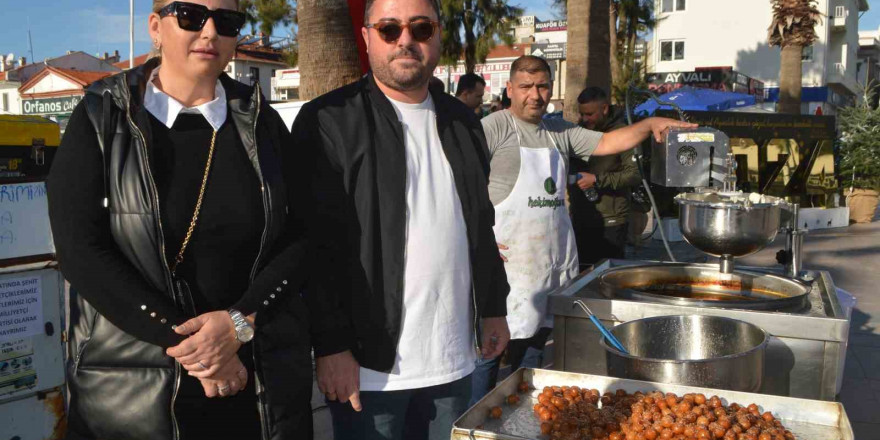 Ayvalık’ta şehitler için lokma hayrı düzenlendi