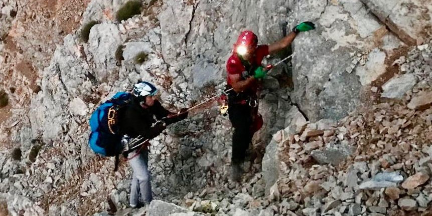 Babadağ’da mahsur kalan paraşütçü kurtarıldı