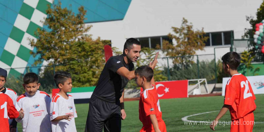 BAE’nin Ankara Büyükelçiliği, dostluk maçı düzenledi